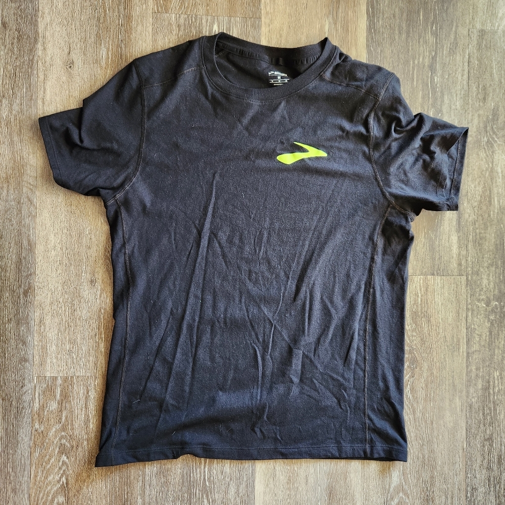 Brooks Mens Short Sleeve